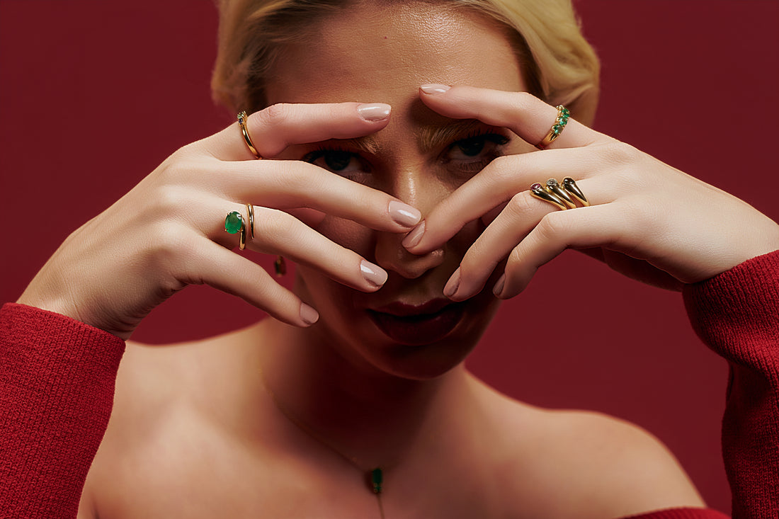 Anel esmeralda Selene